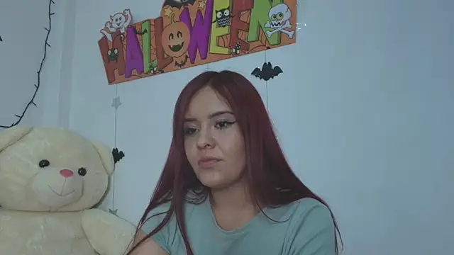 Snapshot of Rubymoon_07 chatting on 10.28.25 Rubymoon 07 online show from 10.28.25