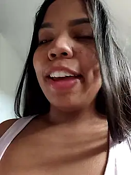 CloeeHills  online show from 10.02.25