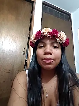 CloeeHills  online show from 10.15.25