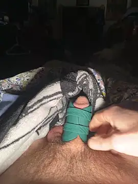 Snapshot of 66Retro99 chatting on 10.21.25 66Retro99 online show from 10.21.25