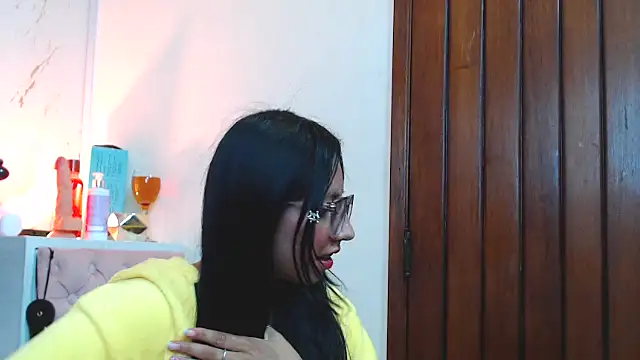 VioletxBloom online show from 09.28.25