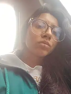 VioletxBloom online show from 12.15.25