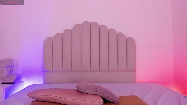 AmbarEvans  online show from 01.13.26