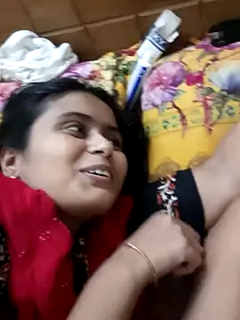 Snapshot of Holy_Sex_International chatting on 09.22.25 Holy Sex International online show from 09.22.25