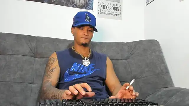 Snapshot of _MACCARTHY_TAYLOR chatting on 10.21.25  MACCARTHY TAYLOR online show from 10.21.25