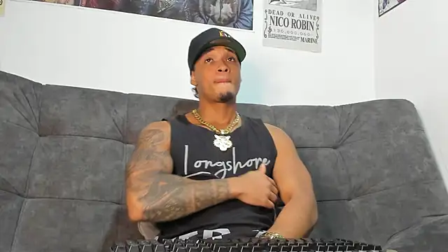 Snapshot of _MACCARTHY_TAYLOR chatting on 10.22.25  MACCARTHY TAYLOR online show from 10.22.25