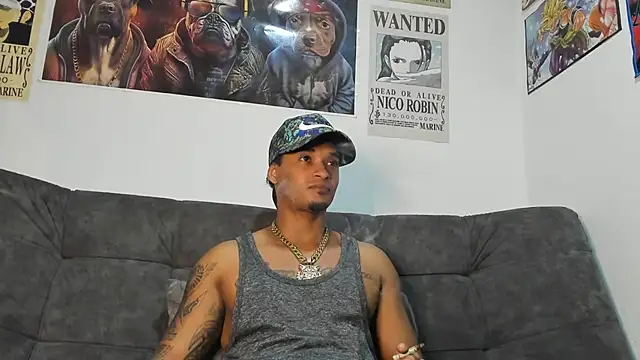 Snapshot of _MACCARTHY_TAYLOR chatting on 10.28.25  MACCARTHY TAYLOR online show from 10.28.25