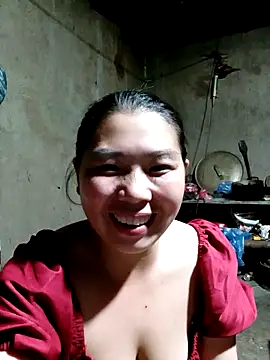 Snapshot of quynhkoolbae chatting on 09.13.25 quynhkoolbae online show from 09.13.25