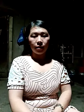 quynhkoolbae online show from 10.10.25