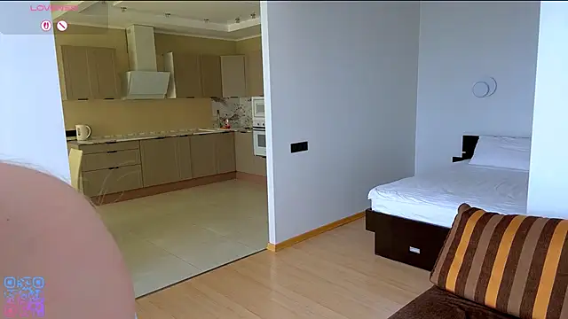 DestinyTurner online show from 03.09.26