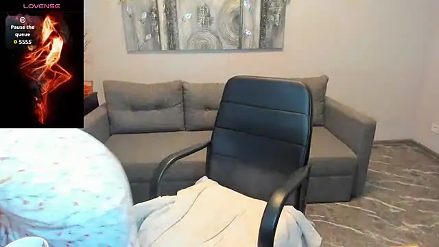 Betty Jone online show from 02.14.26