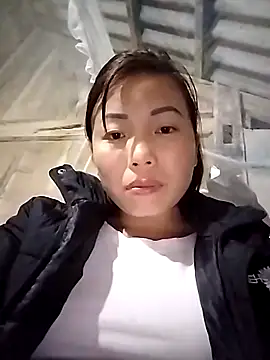 Annaacutee online show from 12.17.25