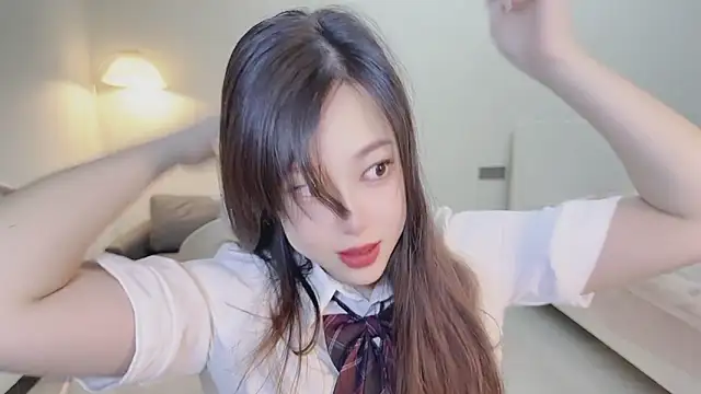 Maymay  online show from 09.27.25