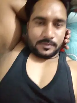 Snapshot of VijayLover69 chatting on 10.26.25 VijayLover69 online show from 10.26.25