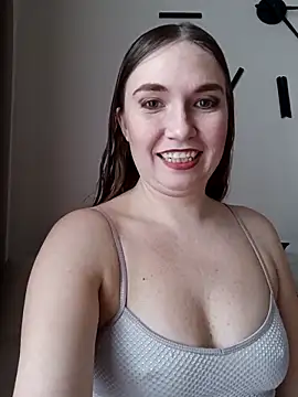 Snapshot of KisaVixen chatting on 02.16.26 KisaVixen online show from 02.16.26