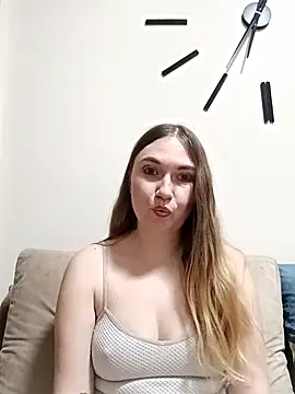 Snapshot of KisaVixen chatting on 02.23.26 KisaVixen online show from 02.23.26