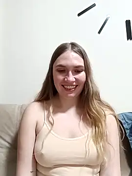 Snapshot of KisaVixen chatting on 02.25.26 KisaVixen online show from 02.25.26