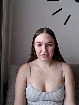 Snapshot of KisaVixen chatting on 02.27.26 KisaVixen online show from 02.27.26