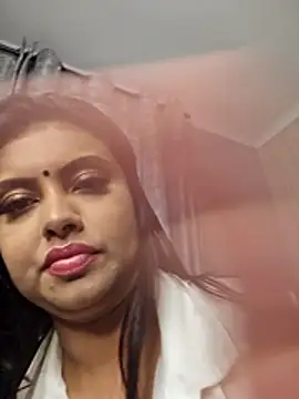 Indian GlowingMiax online show from 12.05.25