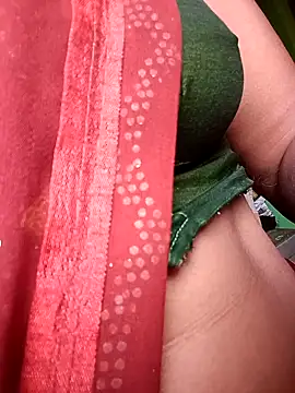 Snapshot of Rubi12A chatting on 04.15.26 Rubi12A online show from 04.15.26