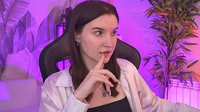 AgataWillis online show from 02.11.26