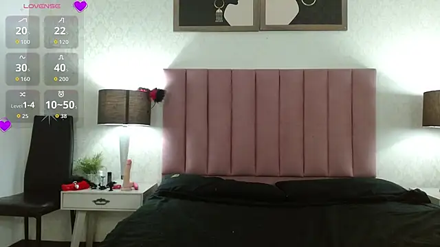 Lolagolden1 online show from 11.06.25