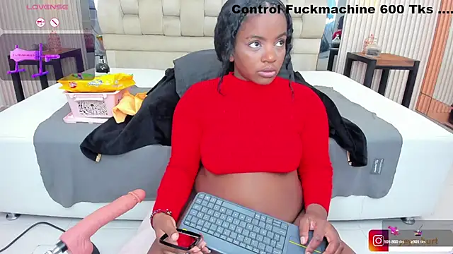 nahomye teylor online show from 10.11.25