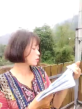 linda bae00 online show from 10.20.25