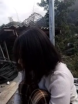 linda bae00 online show from 12.15.25