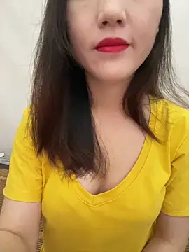 Snapshot of Dieknr chatting on 09.18.25 Dieknr online show from 09.18.25