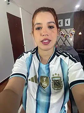 Snapshot of olivia_jass chatting on 07.14.26 olivia jass online show from 07.14.26