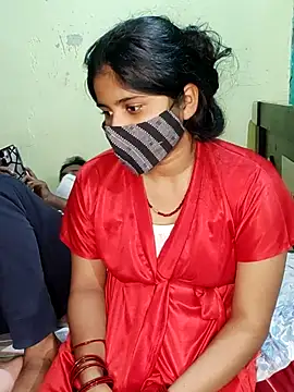 Snapshot of Desi_masti69 chatting on 10.28.25 Desi masti69 online show from 10.28.25