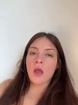 Danielaeliana online show from 05.30.26
