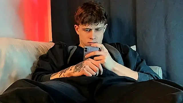 TalkingHead 0  online show from 04.21.26