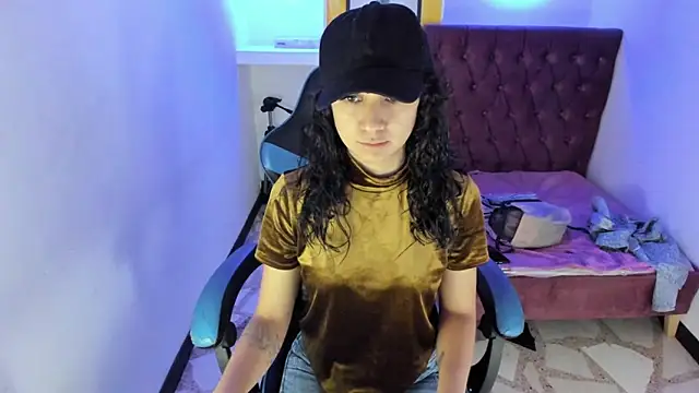 alison moon7 online show from 10.22.25