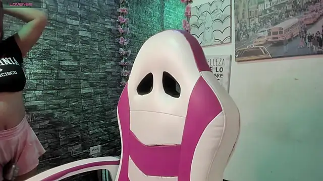 karoll  sex online show from 10.23.25