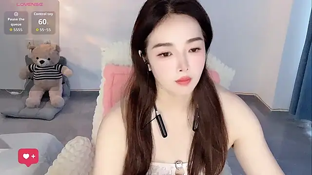 Xiali-166 online show from 08.07.26