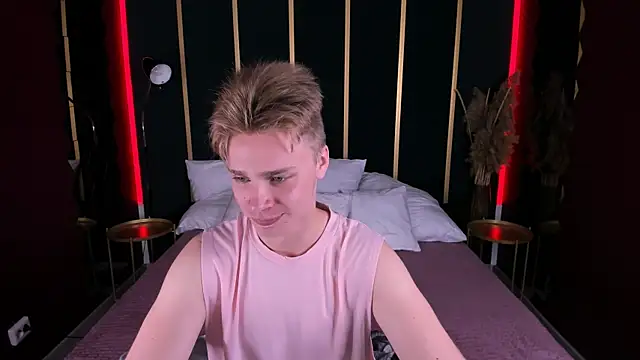 LawrenceMiles online show from 10.13.25