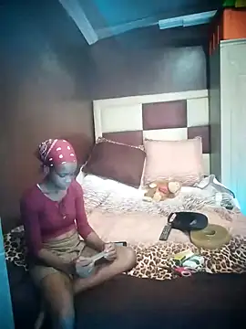 TinnyVsGiant online show from 09.18.25