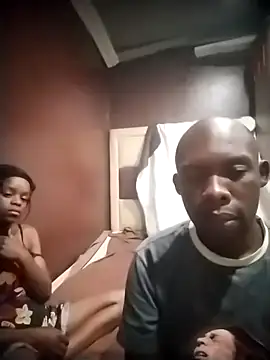 TinnyVsGiant online show from 10.26.25