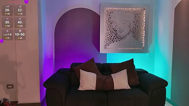 AprilRhodes  online show from 10.04.25