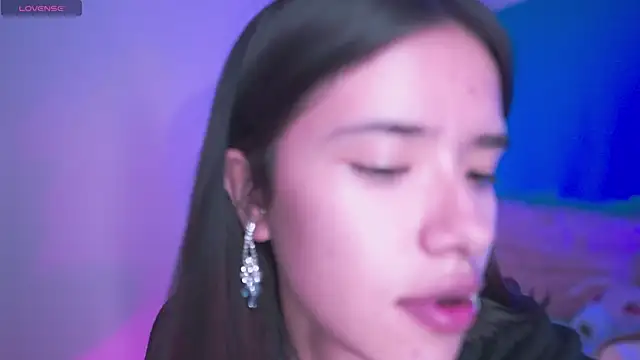 Lana Dreams  online show from 12.02.25