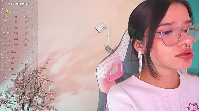 Lana Dreams  online show from 04.09.26
