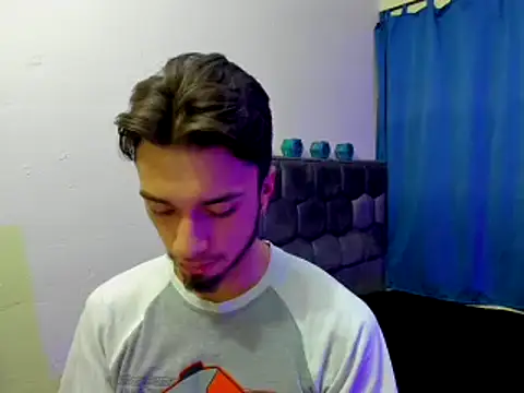 Snapshot of theostone chatting on 09.19.25 theostone online show from 09.19.25