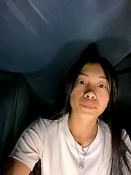 EmLy02 online show from 10.19.25