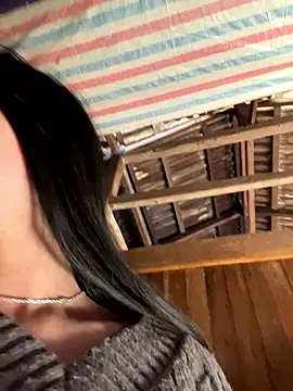 EmLy02 online show from 01.12.26