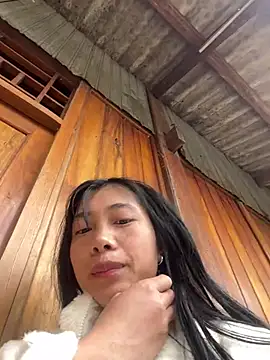 Snapshot of EmLy02 chatting on 02.14.26 EmLy02 online show from 02.14.26