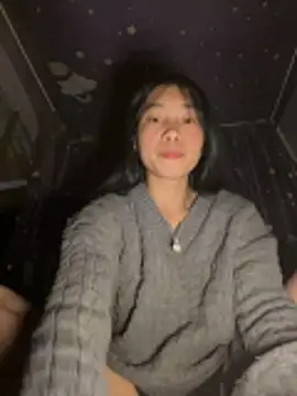 Snapshot of EmLy02 chatting on 02.18.26 EmLy02 online show from 02.18.26