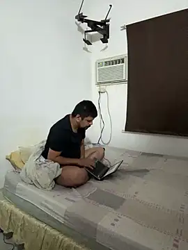 Snapshot of Diabloproducciones chatting on 10.03.25 Diabloproducciones online show from 10.03.25