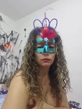 Snapshot of Nina_vallon chatting on 10.24.25 Nina vallon online show from 10.24.25